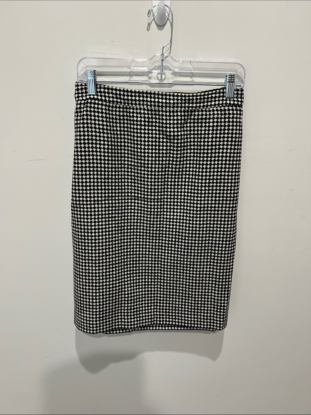 Talbots Classic Houndstooth Pencil Skirt - Black and White